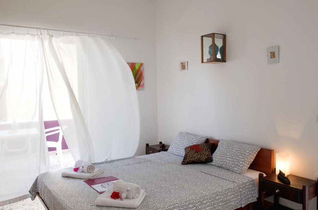 Aumkara Apartment Skala Eresou Bilik gambar