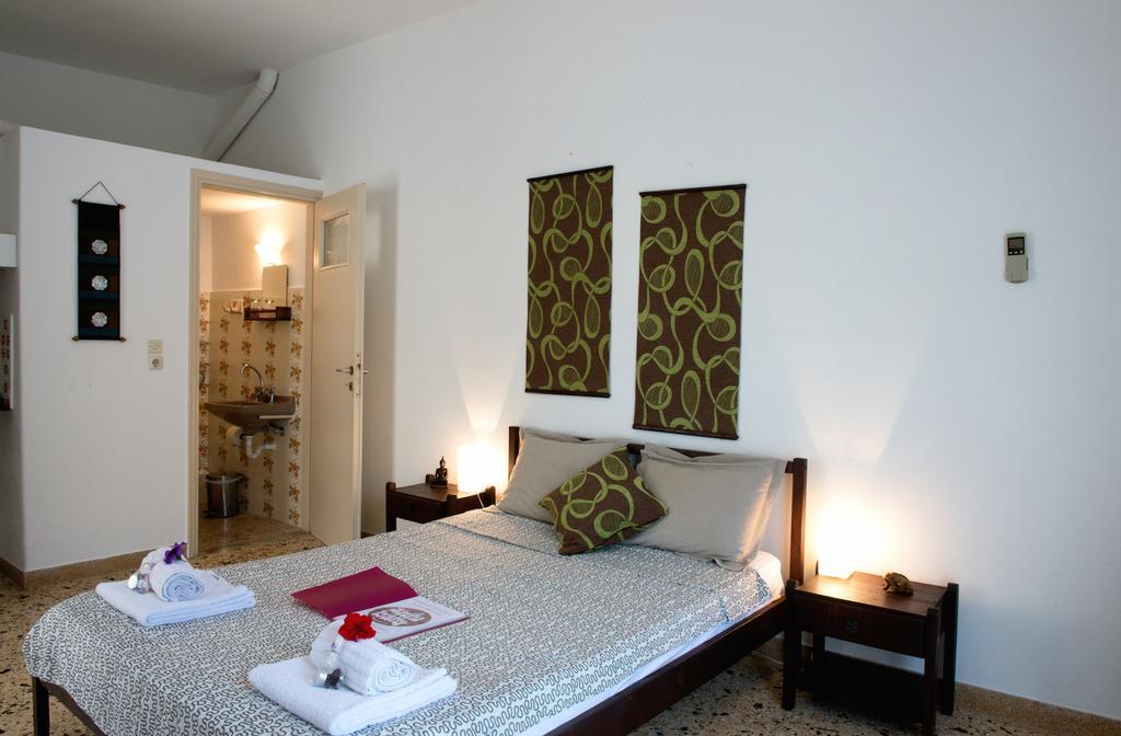 Aumkara Apartment Skala Eresou Bilik gambar