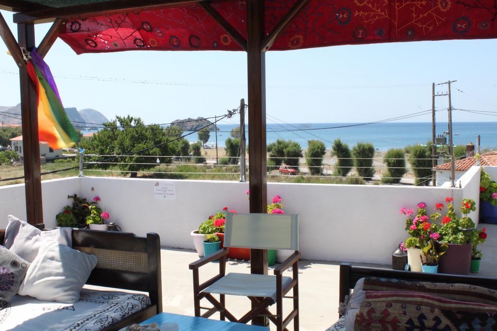 Aumkara Apartment Skala Eresou Luaran gambar