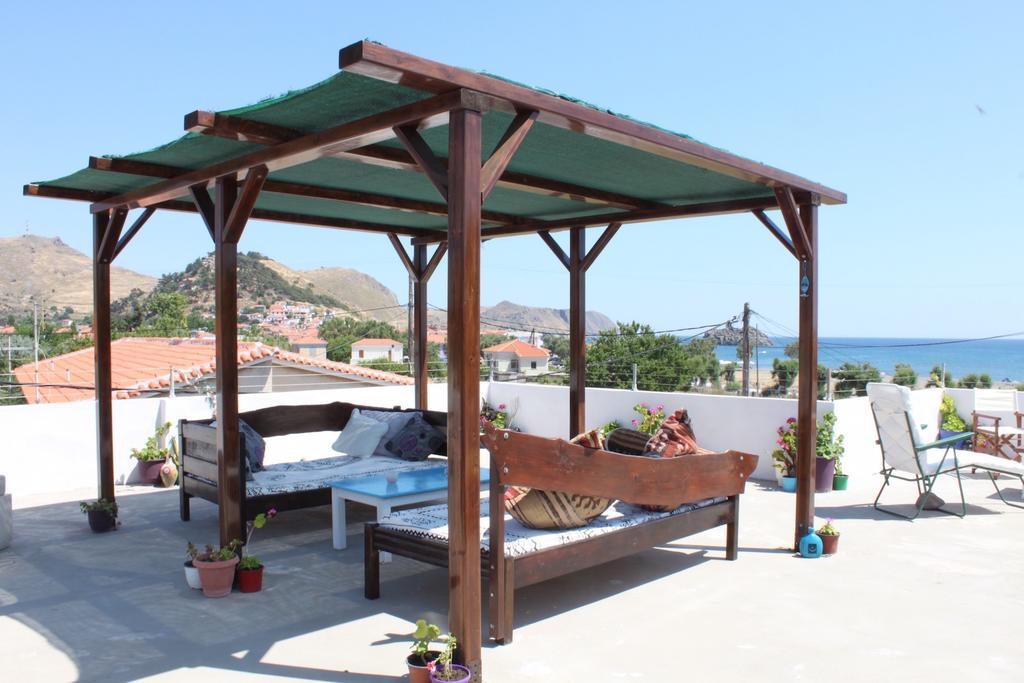 Aumkara Apartment Skala Eresou Luaran gambar
