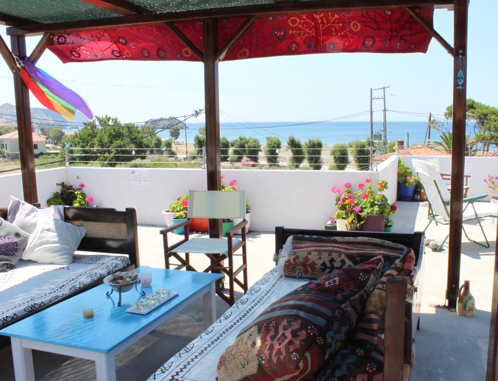 Aumkara Apartment Skala Eresou Luaran gambar