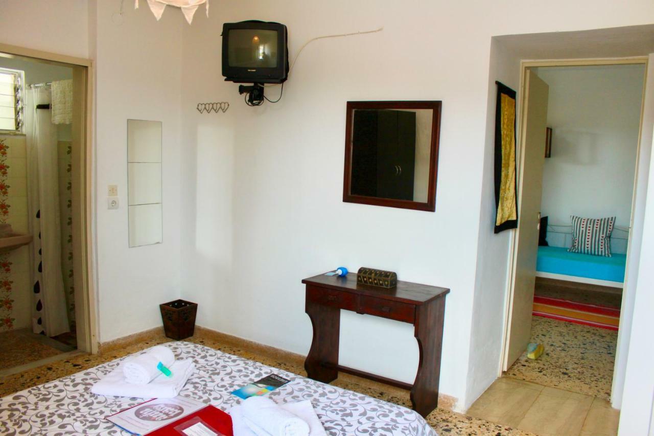 Aumkara Apartment Skala Eresou Luaran gambar