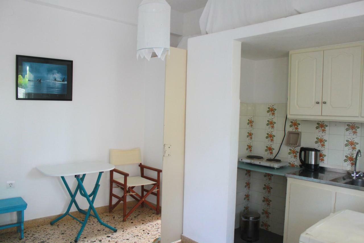Aumkara Apartment Skala Eresou Luaran gambar